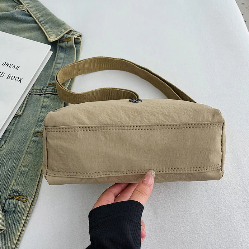Sac Bandoulière Femme — Toile Légère & Spacieuse